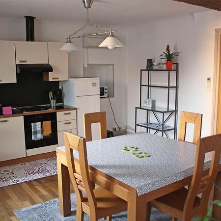 Bel Appartement Independant Centre De Magny-Cours Avec Parking Екстериор снимка