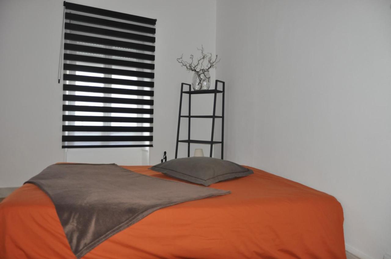 Bel Appartement Independant Centre De Magny-Cours Avec Parking Екстериор снимка